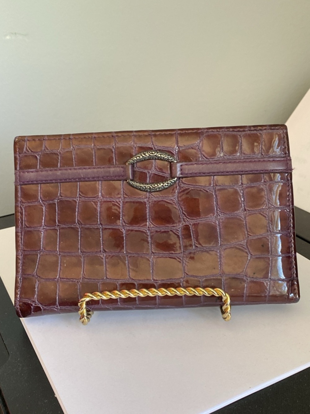 Glossy Croc-Embossed Brown Clutch with Gold Accent